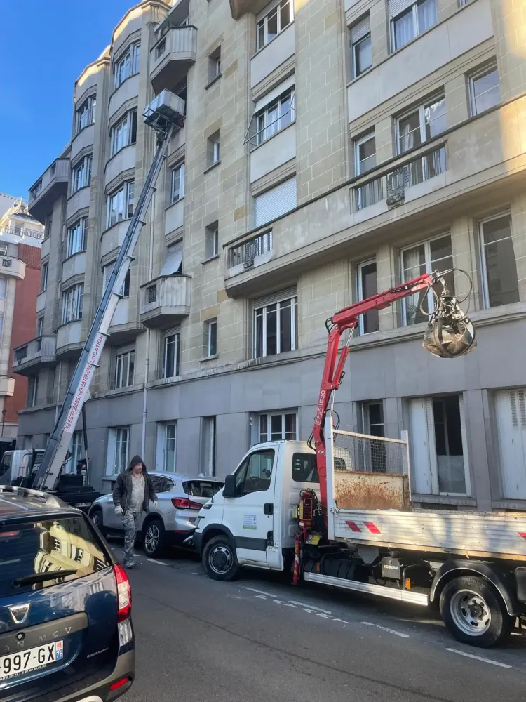 Benne en location à Gargenville